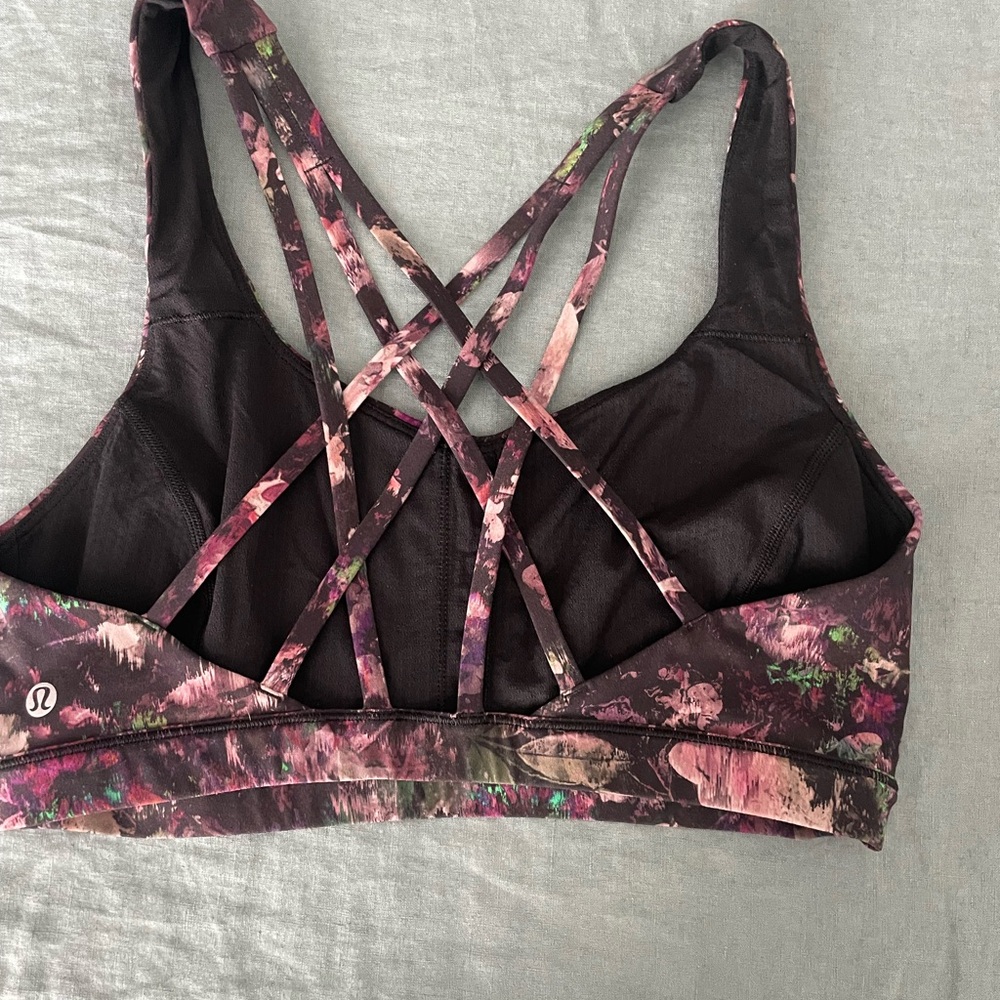 Floral Print Strappy Sports Bra by Lululemon - Purple Pink - Picture 2 of 3